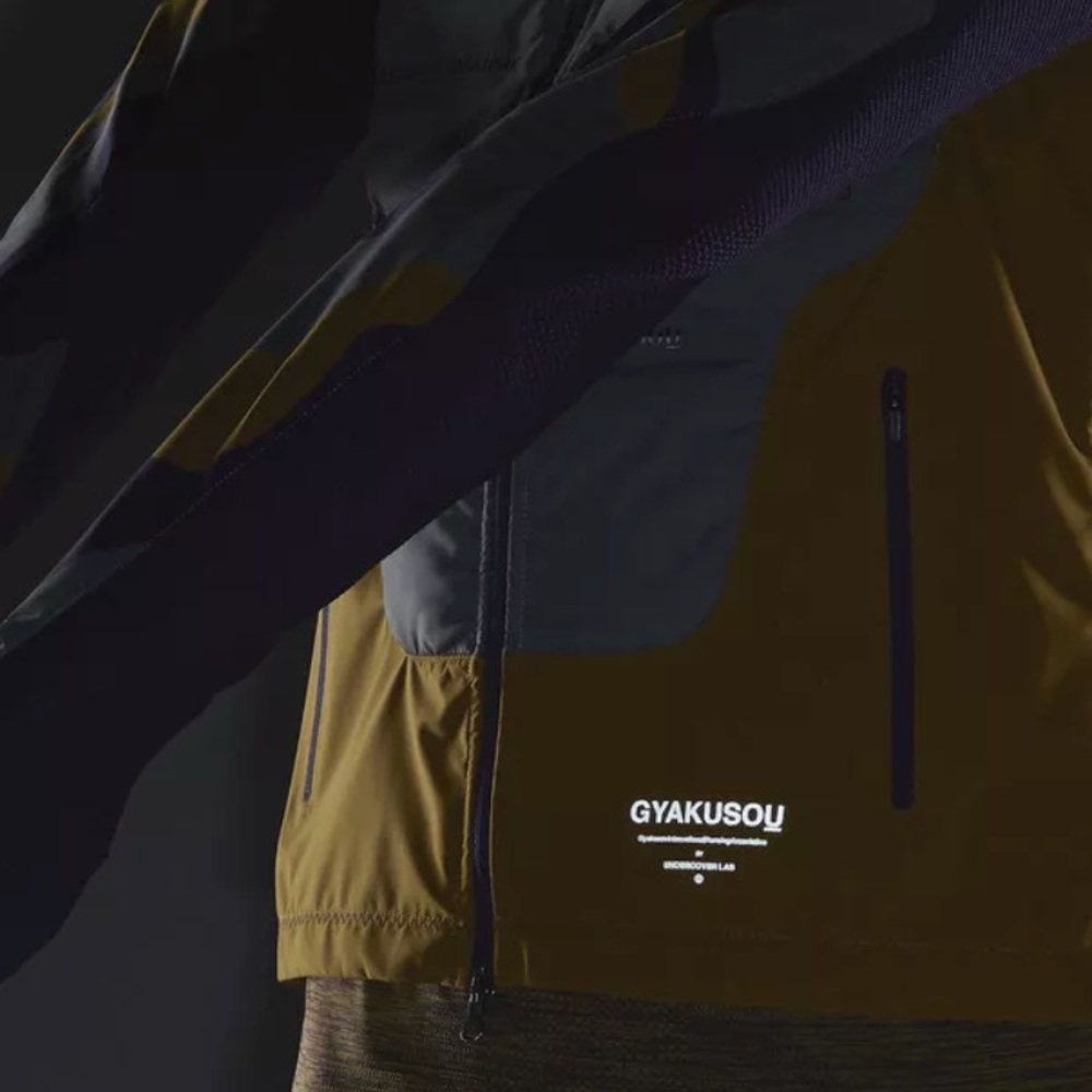 NikeLab Gyakusou Shield Women’s Jacket - Picture 4 of 8